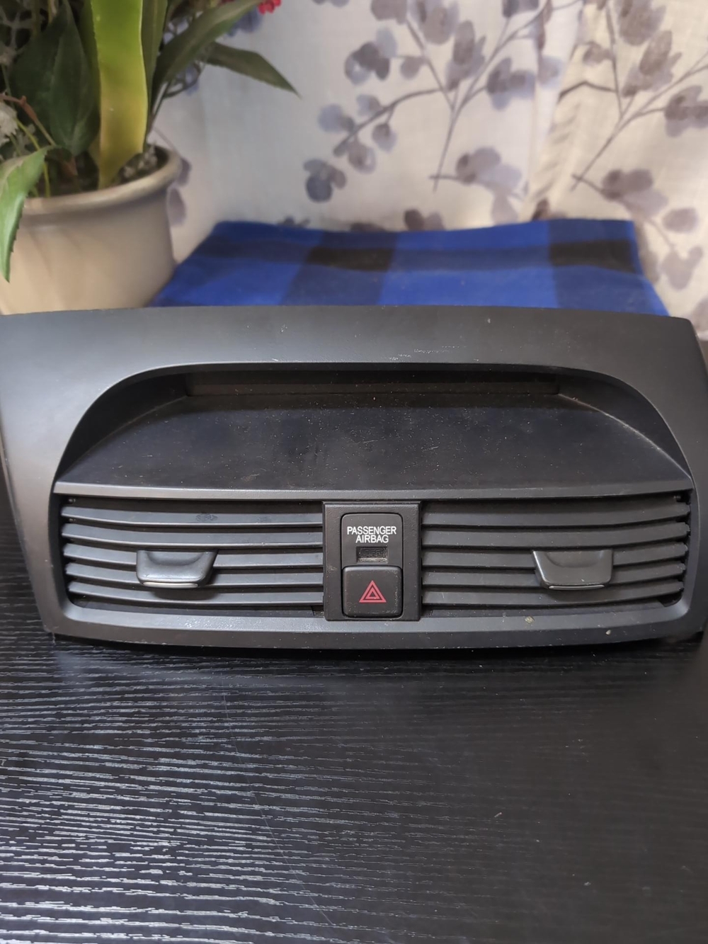 Acura TL Center Dash Air Vent Hazard Switch Airbag Light 39710-SEP-A710